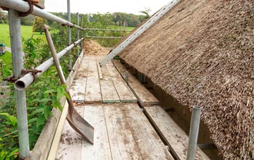 advantages of Thick Hollins thatch roofing